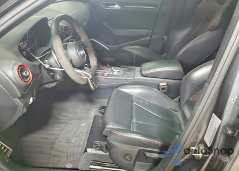 2019 Audi Rs3 z USA, uszkodzony, nr VIN WUABWGFF4KA905272